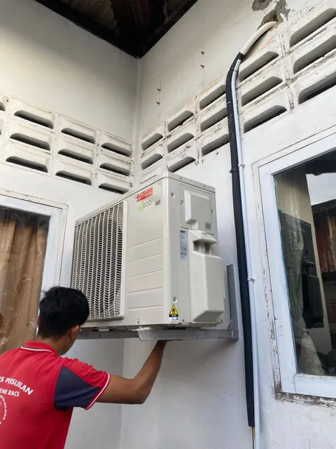 Pemasangan & Servis Penyaman Udara